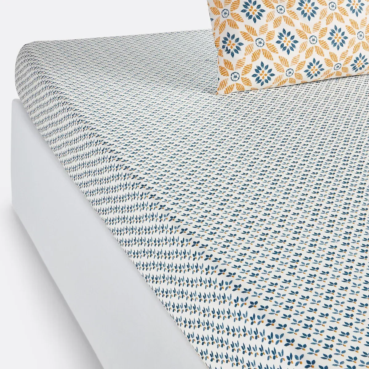 Soleme Cotton Percale Fitted Sheet - Blue Print product