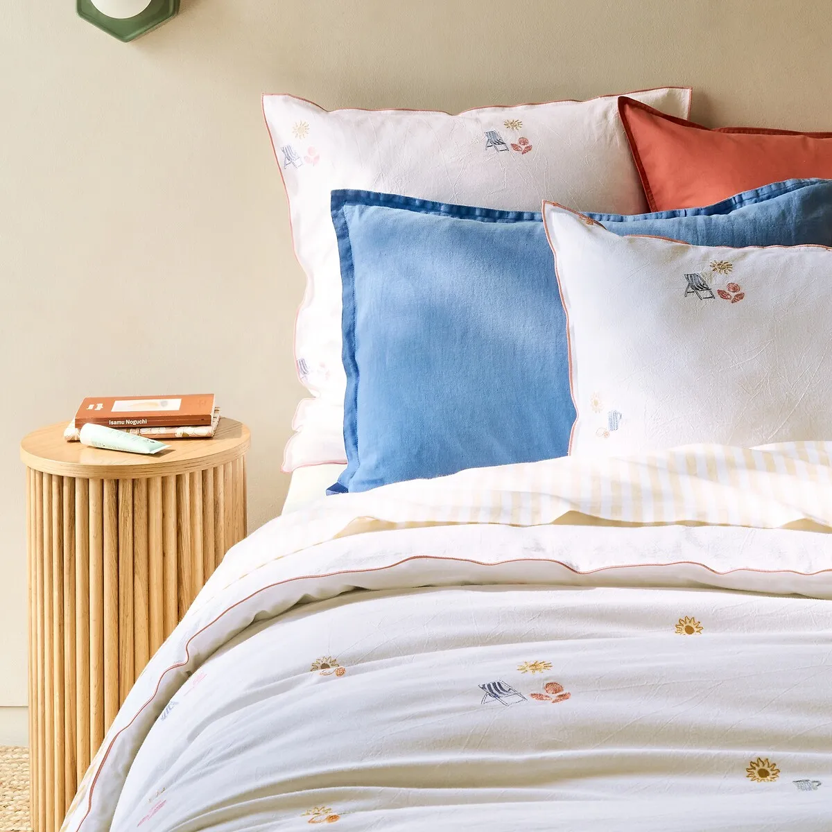 Somero Embroidered Duvet Cover - White, Cotton product