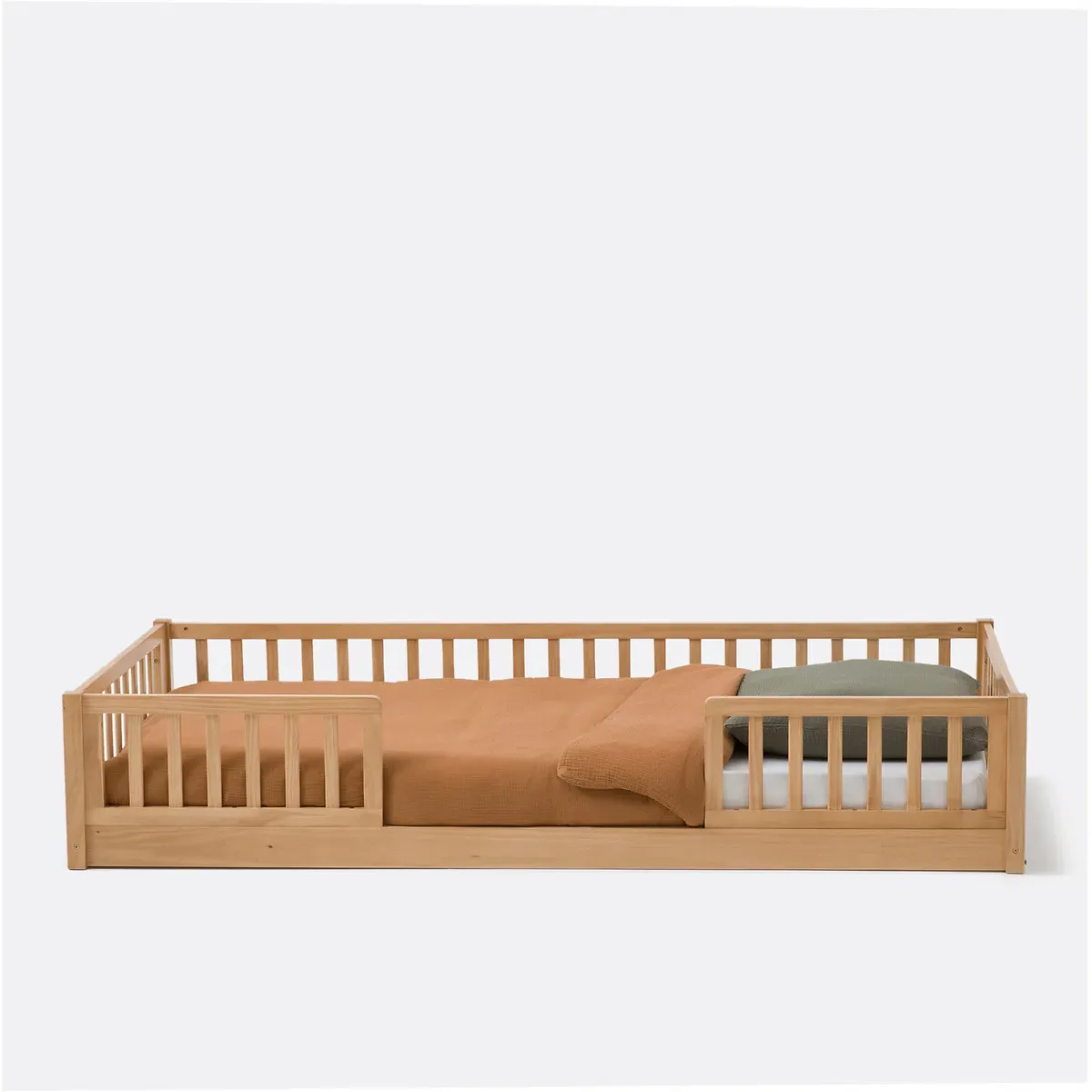 Spidou Floor Bed with Rails - Natural, Solid Pine alternate view
