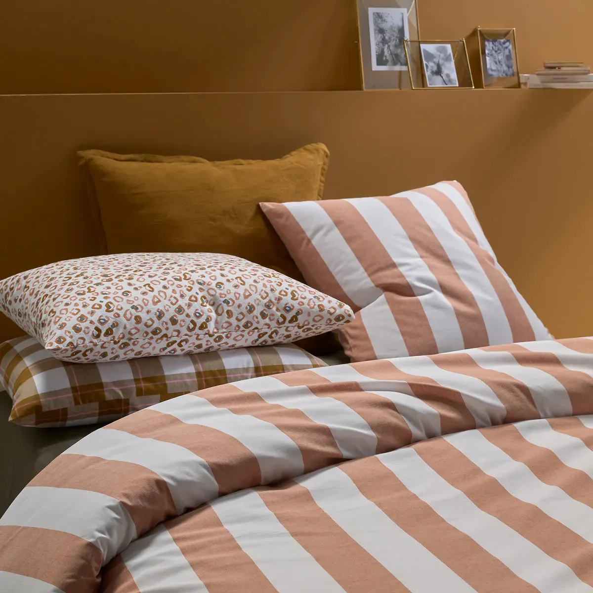 Tamori Duvet Cover - Striped, Cotton alternate view