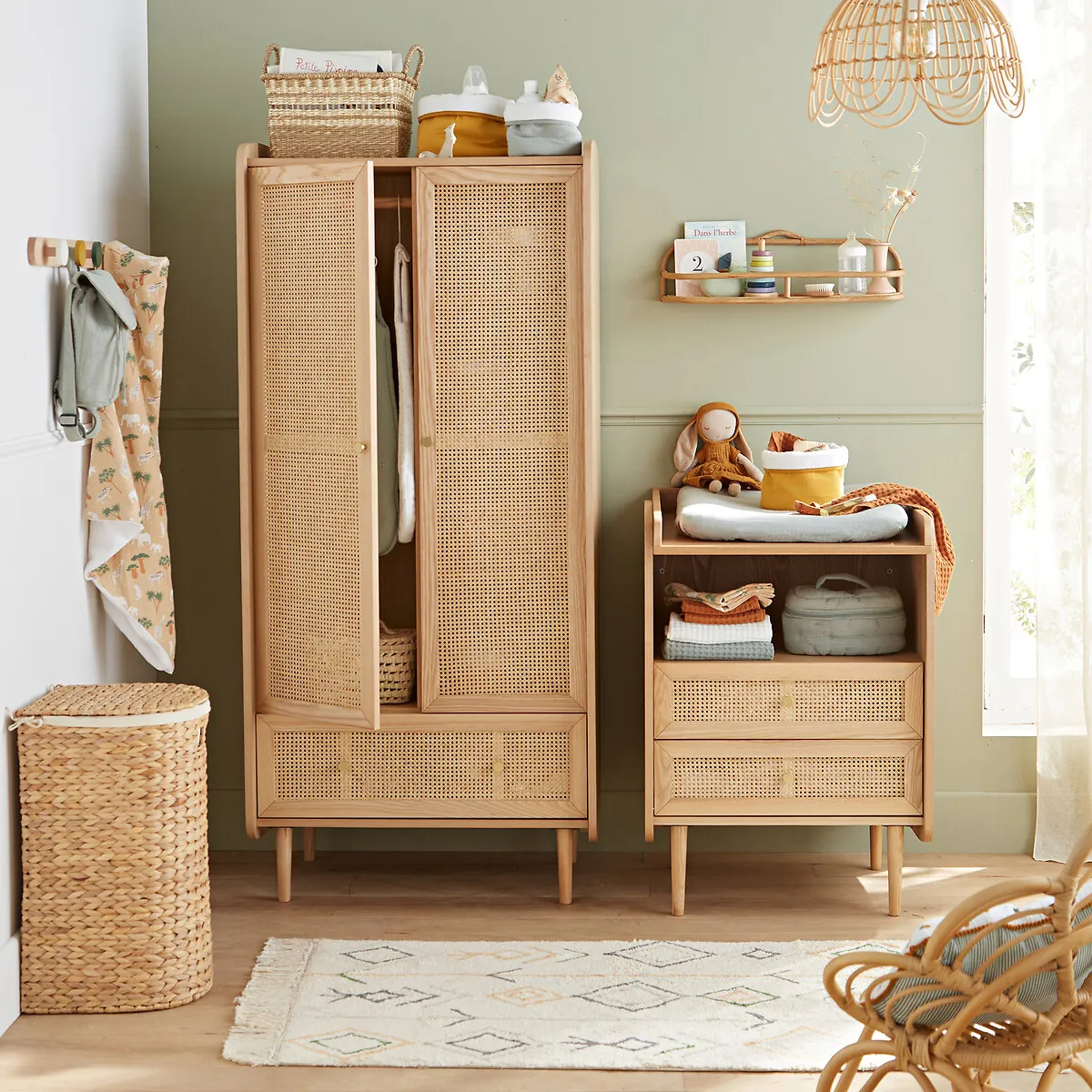 Tempa Changing Table Unit with Drawers - Oak, Rattan alternate view
