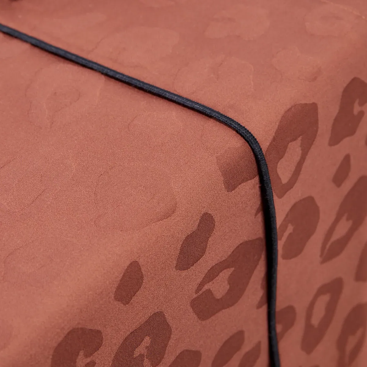 Thelma Flat Sheet - Leopard Print, Cotton Satin alternate view