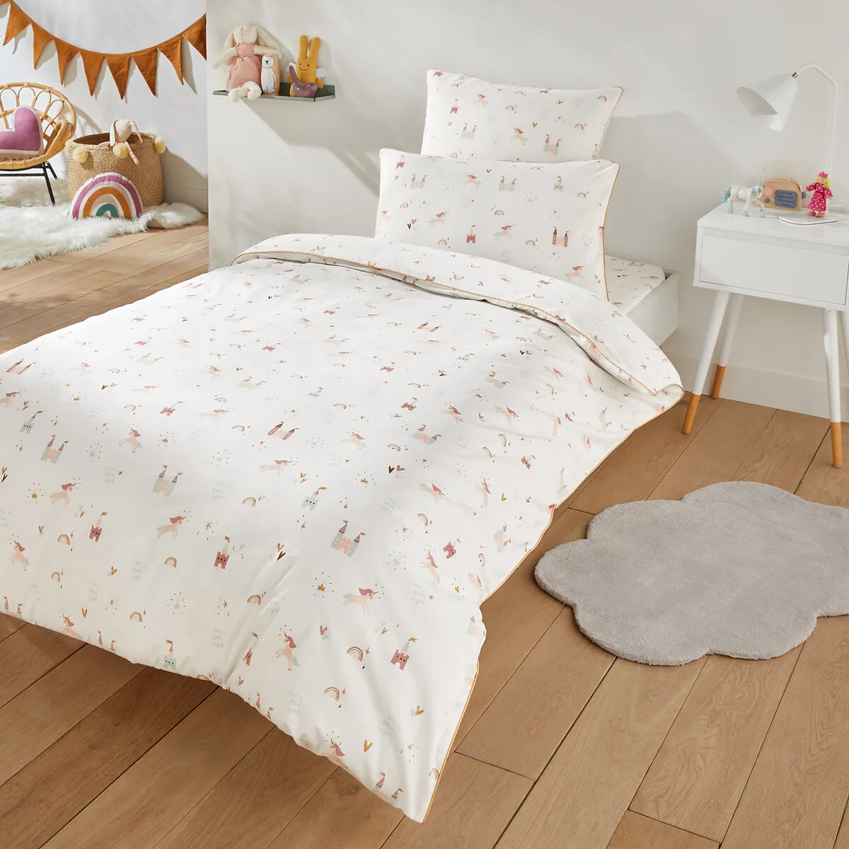 Unicorn Castle Duvet Cover - Printed, Cotton product