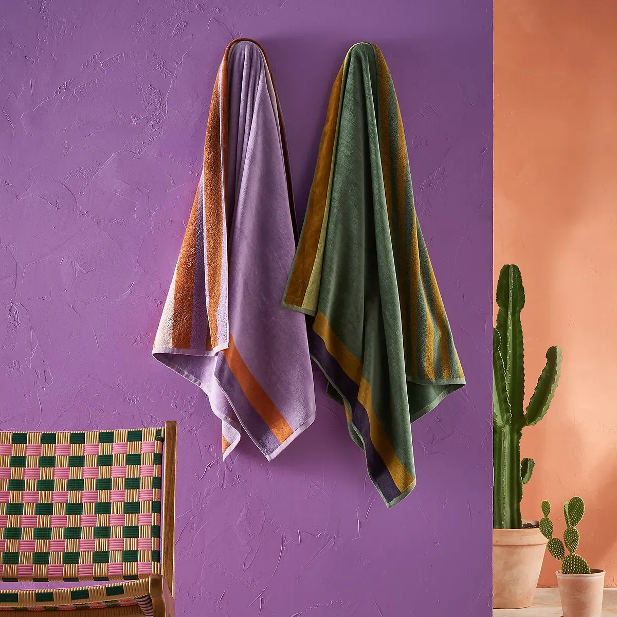 Valparaiso Beach Towel 420g Velour Terry - Green Striped, Cotton alternate view