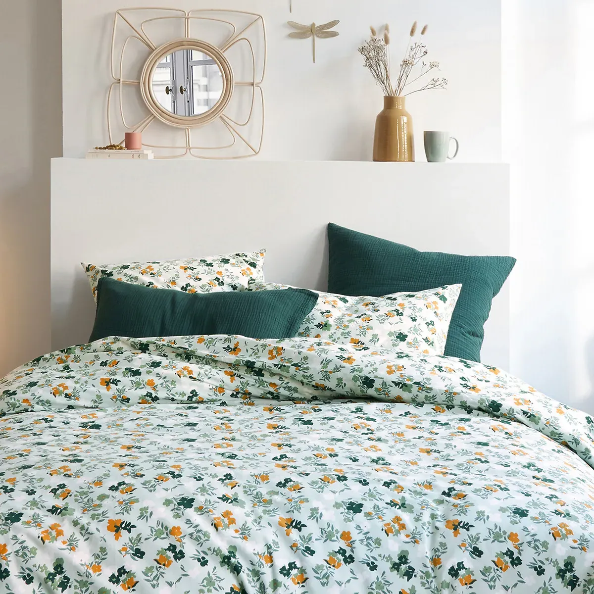 Voladores Floral Pillowcase - Green Print, Cotton Percale alternate view