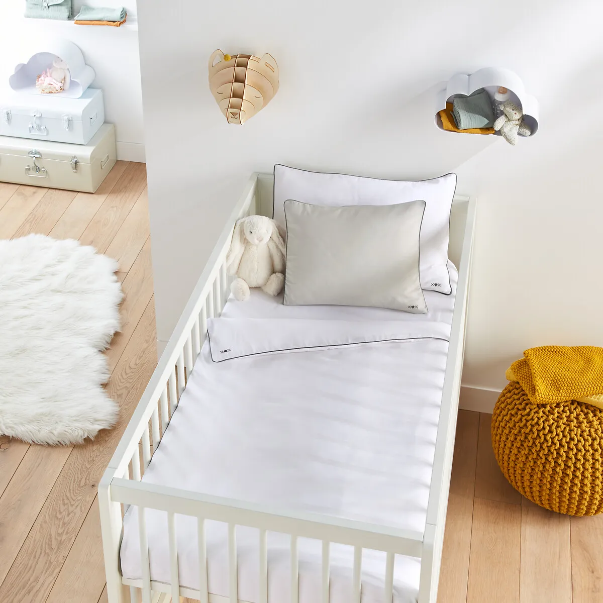 Xelie Pack of 2 Fitted Sheets - White, Cotton alternate view
