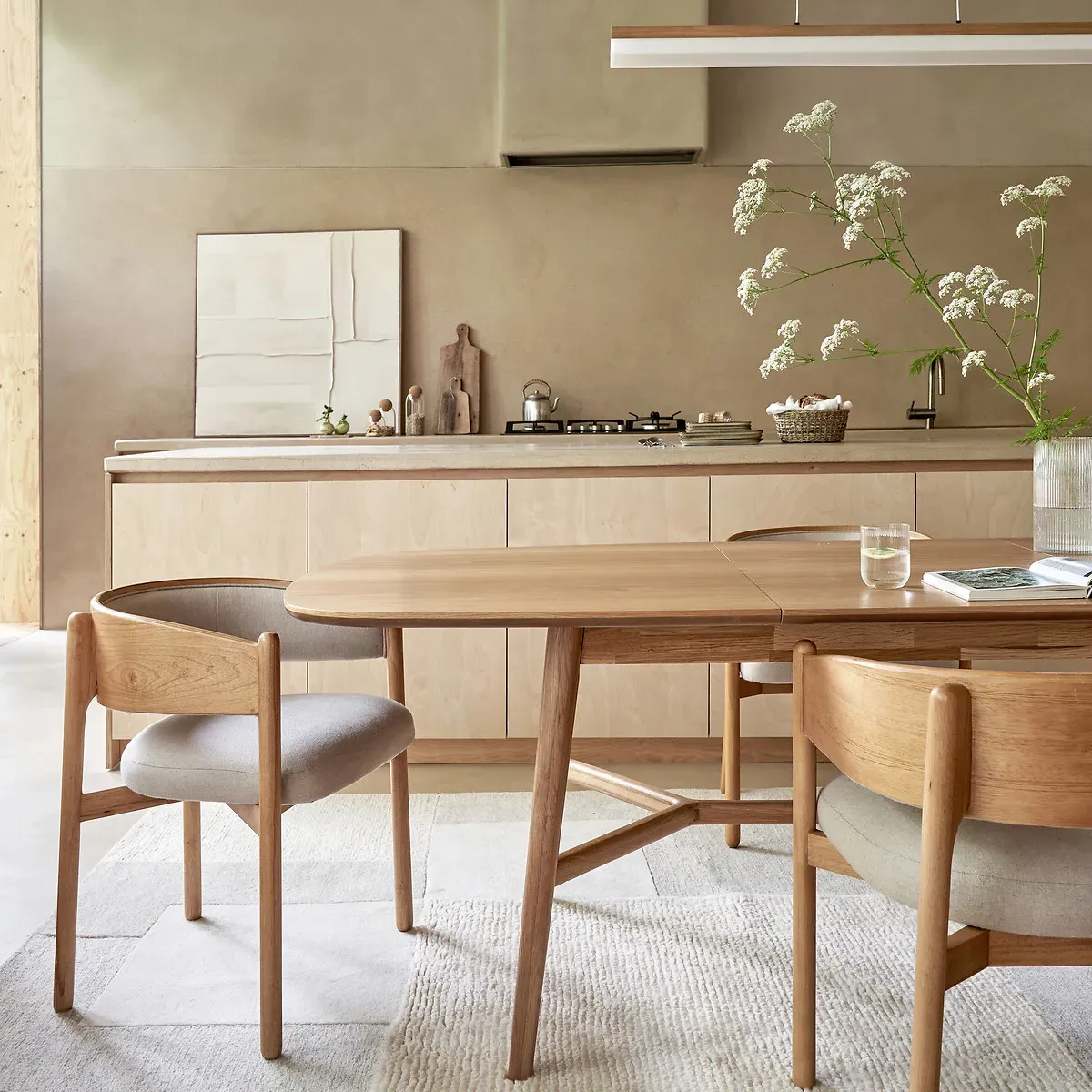 Yvan 6-8 Seater Extendable Dining Table - Oak, Veneer alternate view