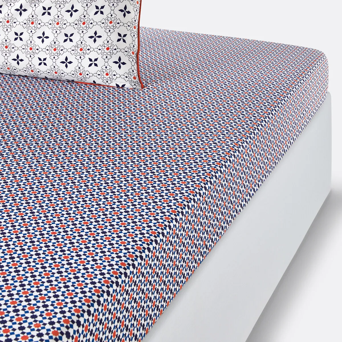Zehia Tiled Fitted Sheet - Cotton product