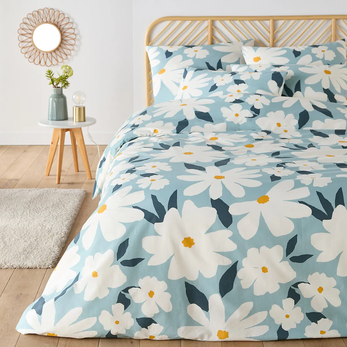 Chandra Duvet Cover Set - Floral Print, Cotton product