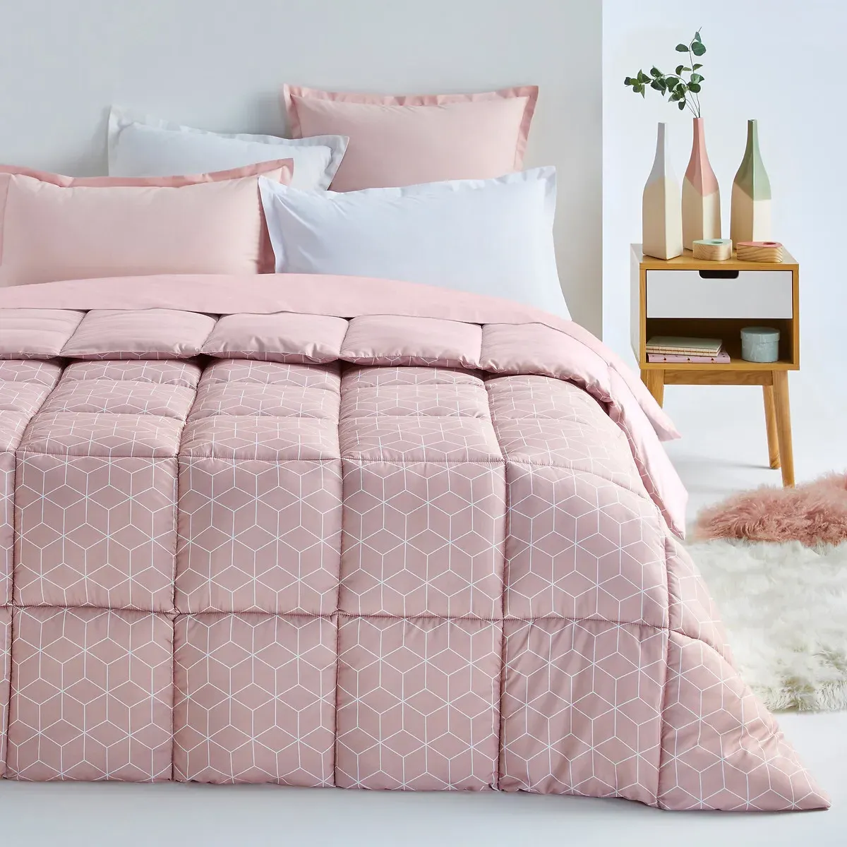 Decio Geometric Microfibre Bedspread - Powder Pink product