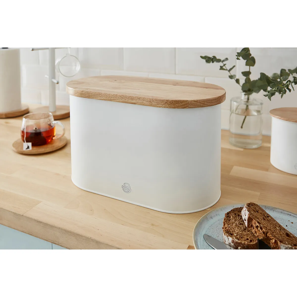Nordic Oval Bread Bin with Bamboo Lid - Cream, Carbon Steel alternate view