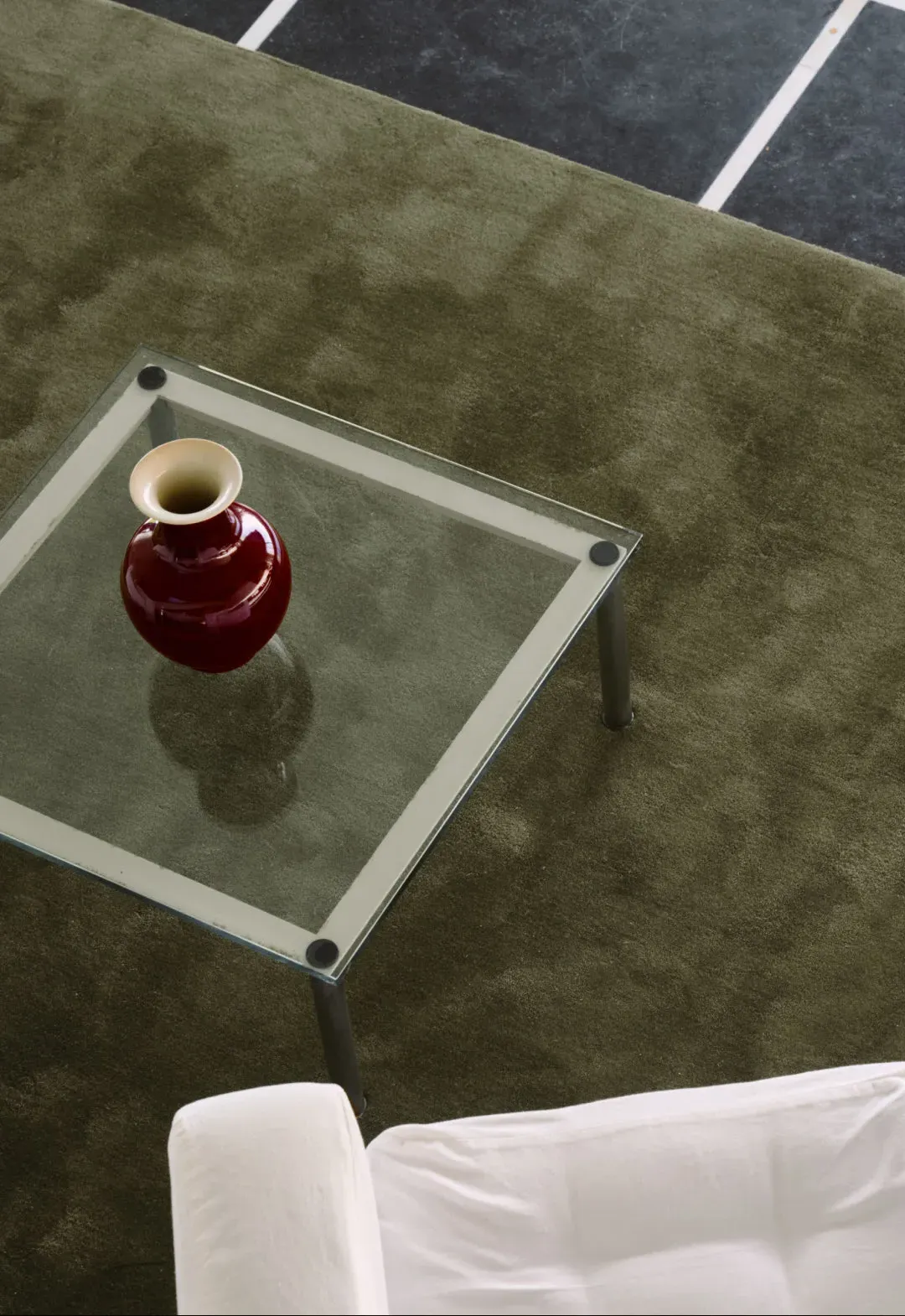Solid Wool Capulet Olive Rug 180x270 cm - Green, Wool alternate view