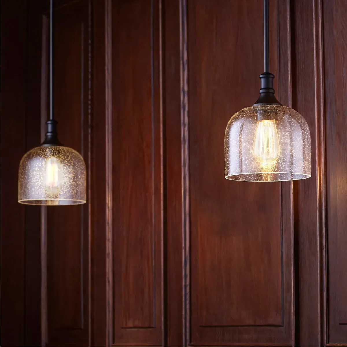 Quorum Richmond 1-Light Mini Pendant - Oiled Bronze, Clear Seeded Glass alternate view