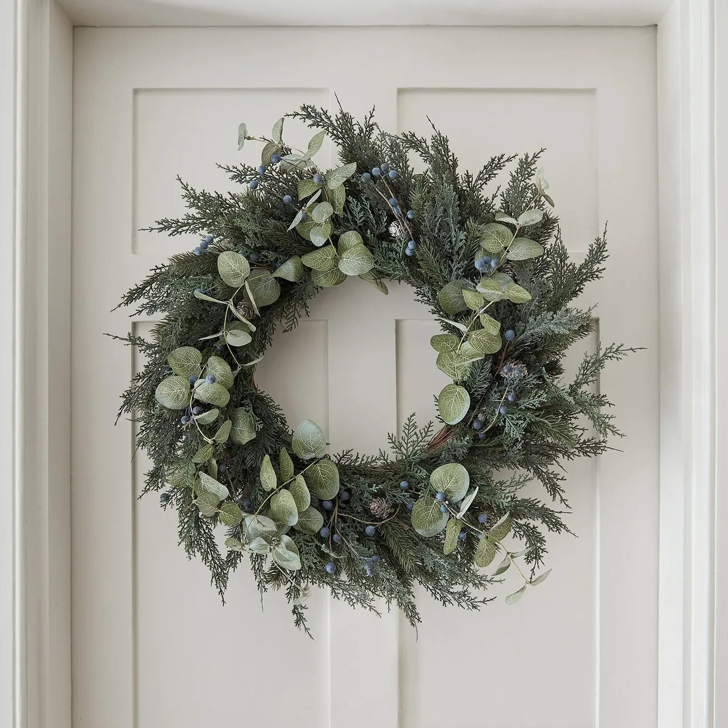 66cm Pre-Lit Oversized Berry & Pinecone Christmas Wreath - Warm White alternate view
