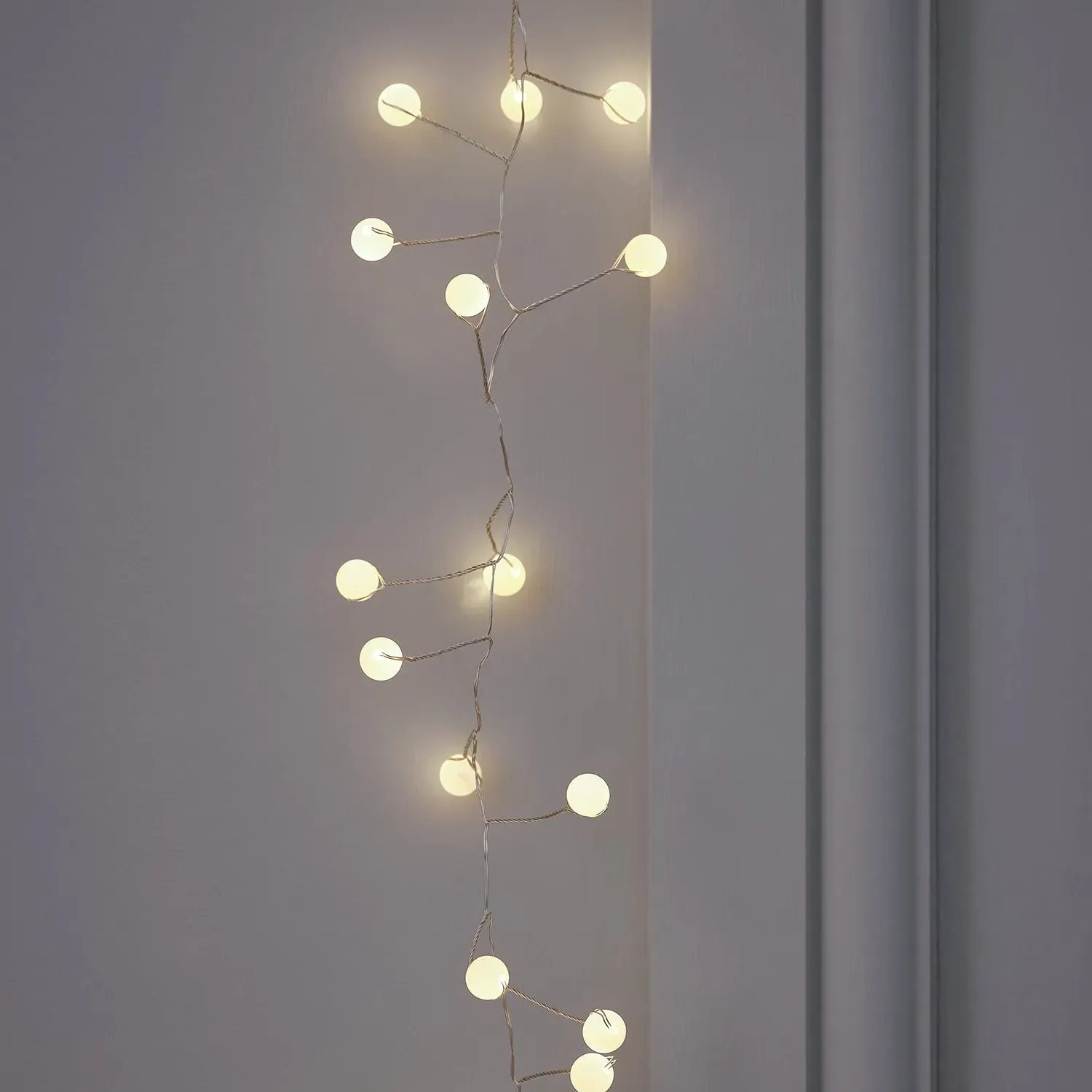 Pearl Micro LED Battery Cluster Lights - Warm White alternate view