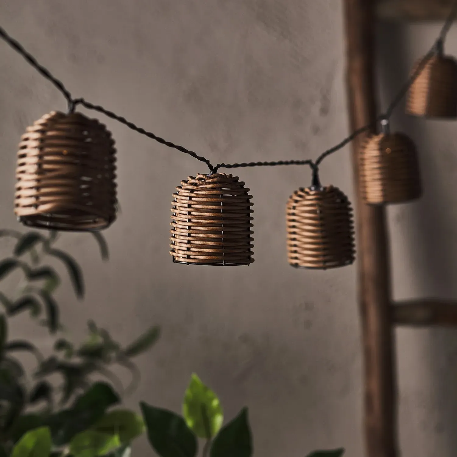 10 Rattan Lantern Solar Fairy Lights - Warm White alternate view