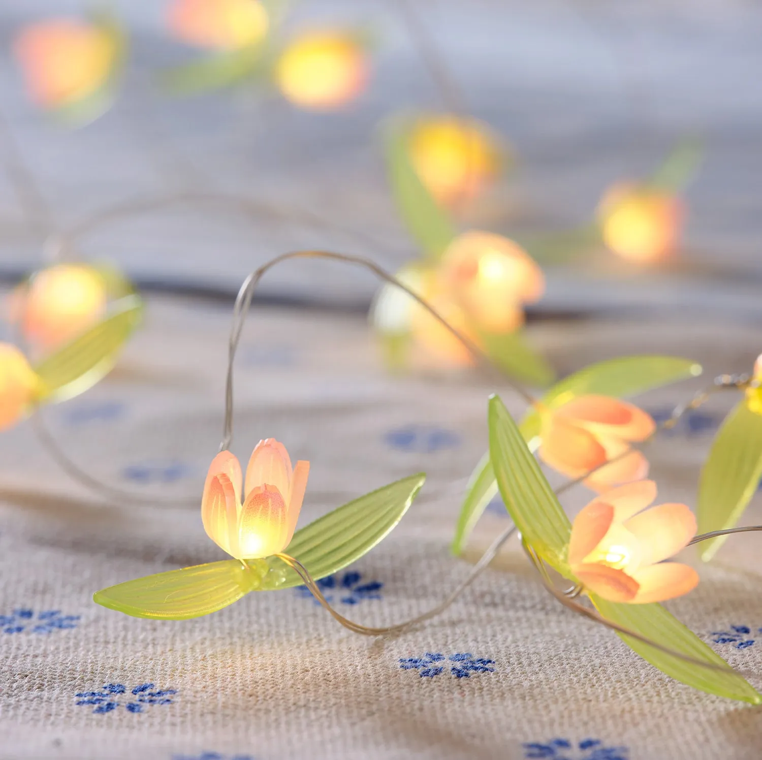 20 Mini Rose LED Micro Lights - Warm White product