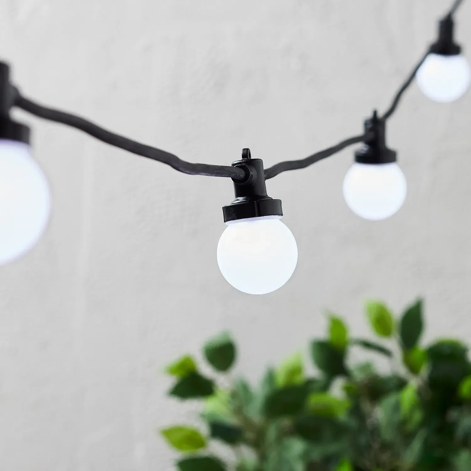 Pro Connect 75m Connectable Festoon Lights - White, Black Cable product