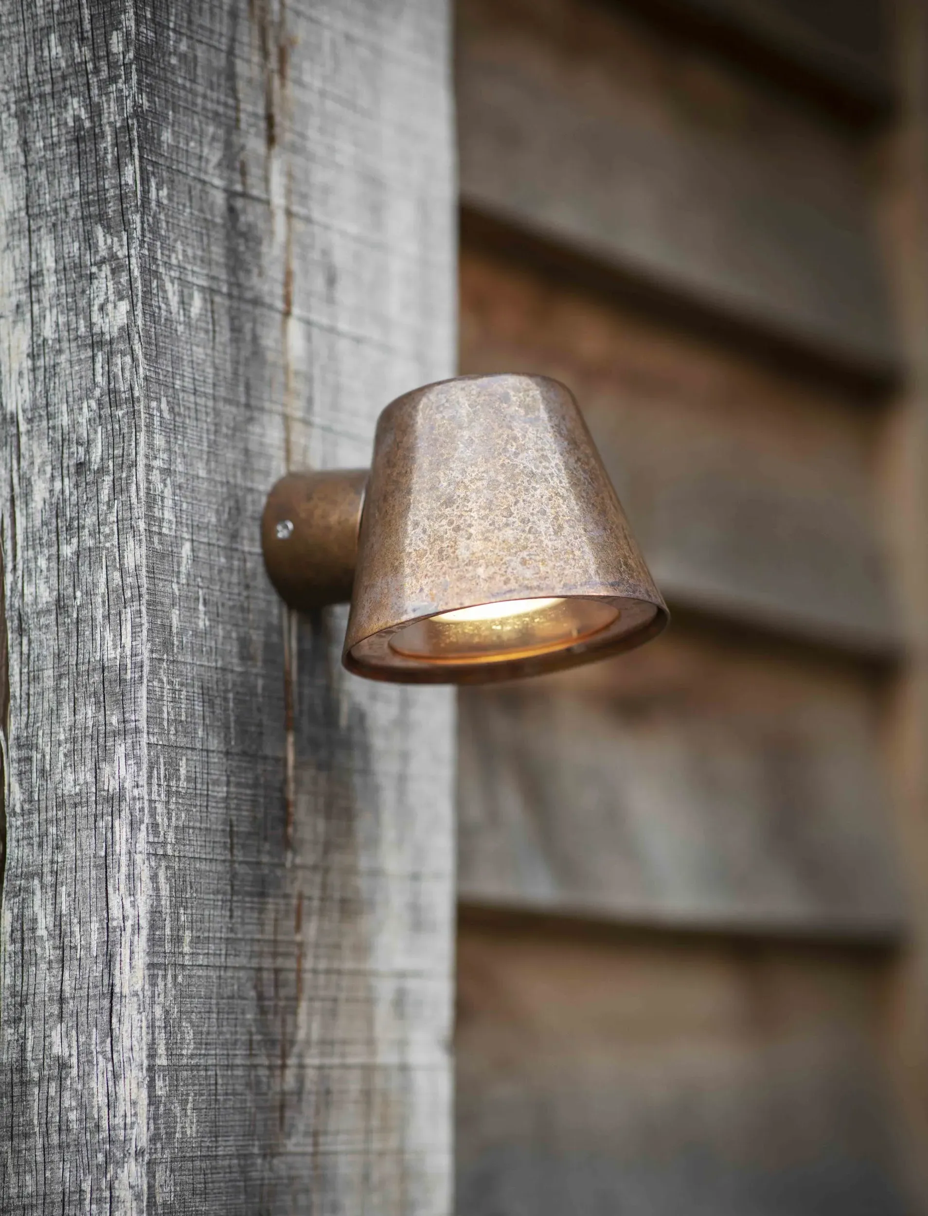 Regent Mast Light - Copper product