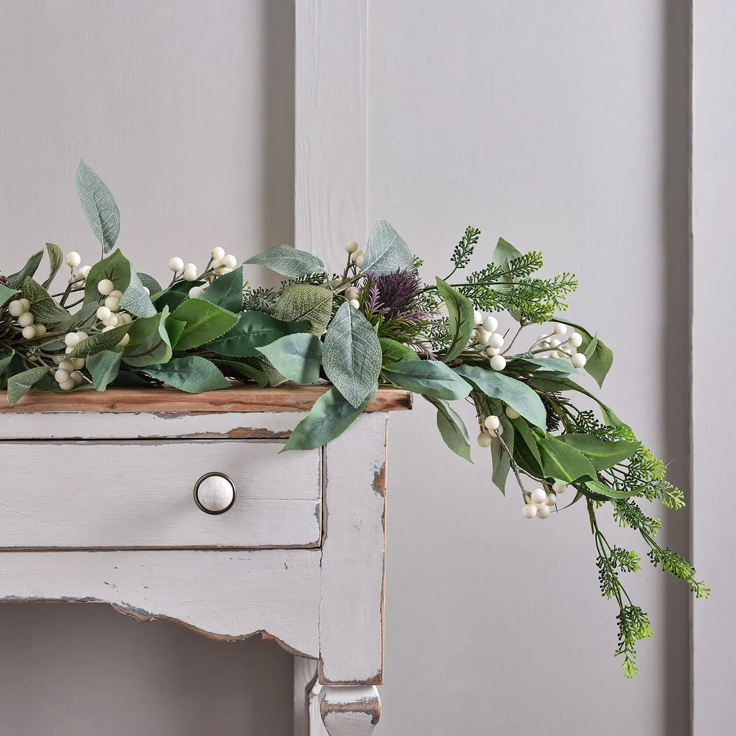TruGlow Pre-Lit Christmas Garland 1.5m - Warm White, Faux Foliage alternate view