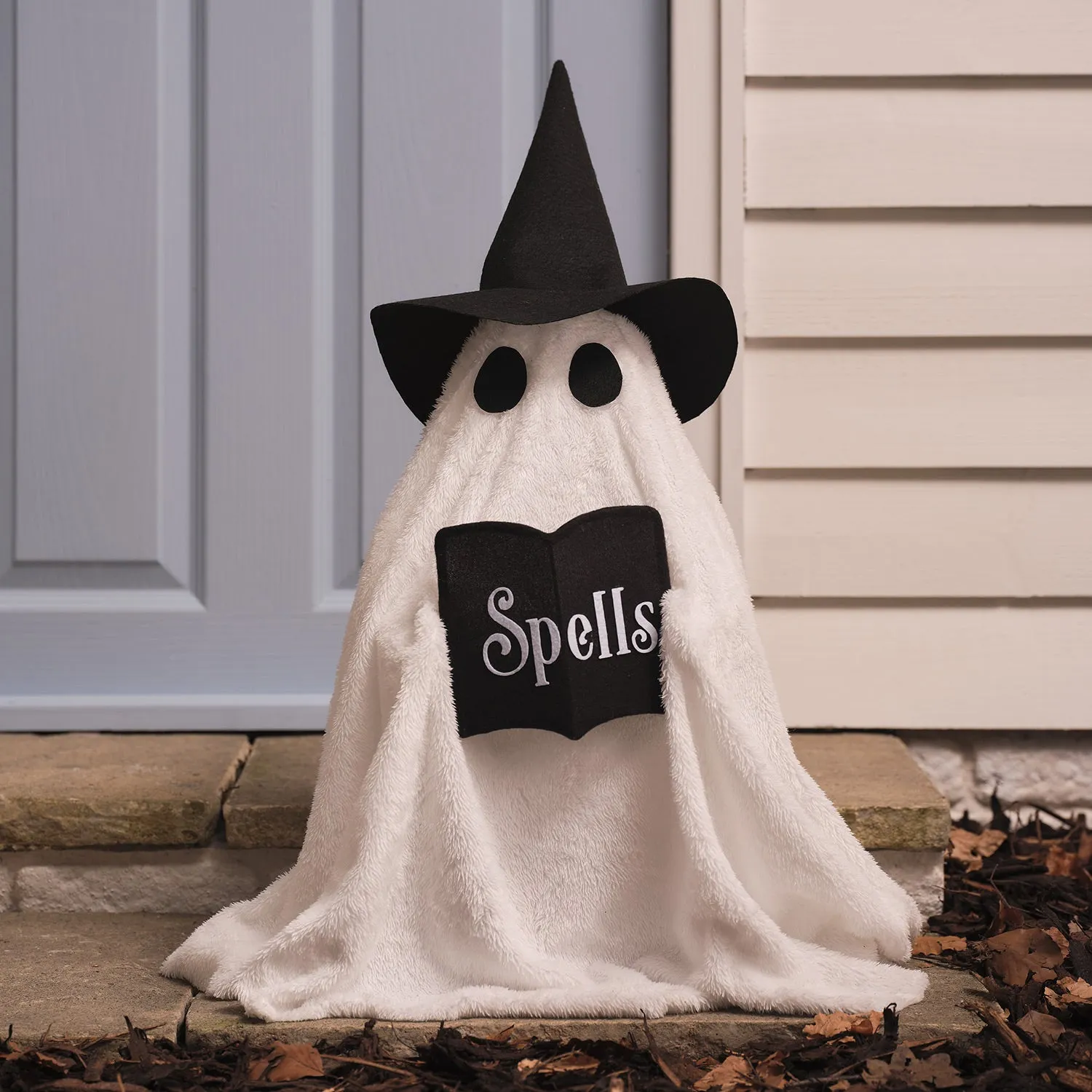 Wanda Witch Ghost Outdoor LED Halloween Figure - Warm White alternate view