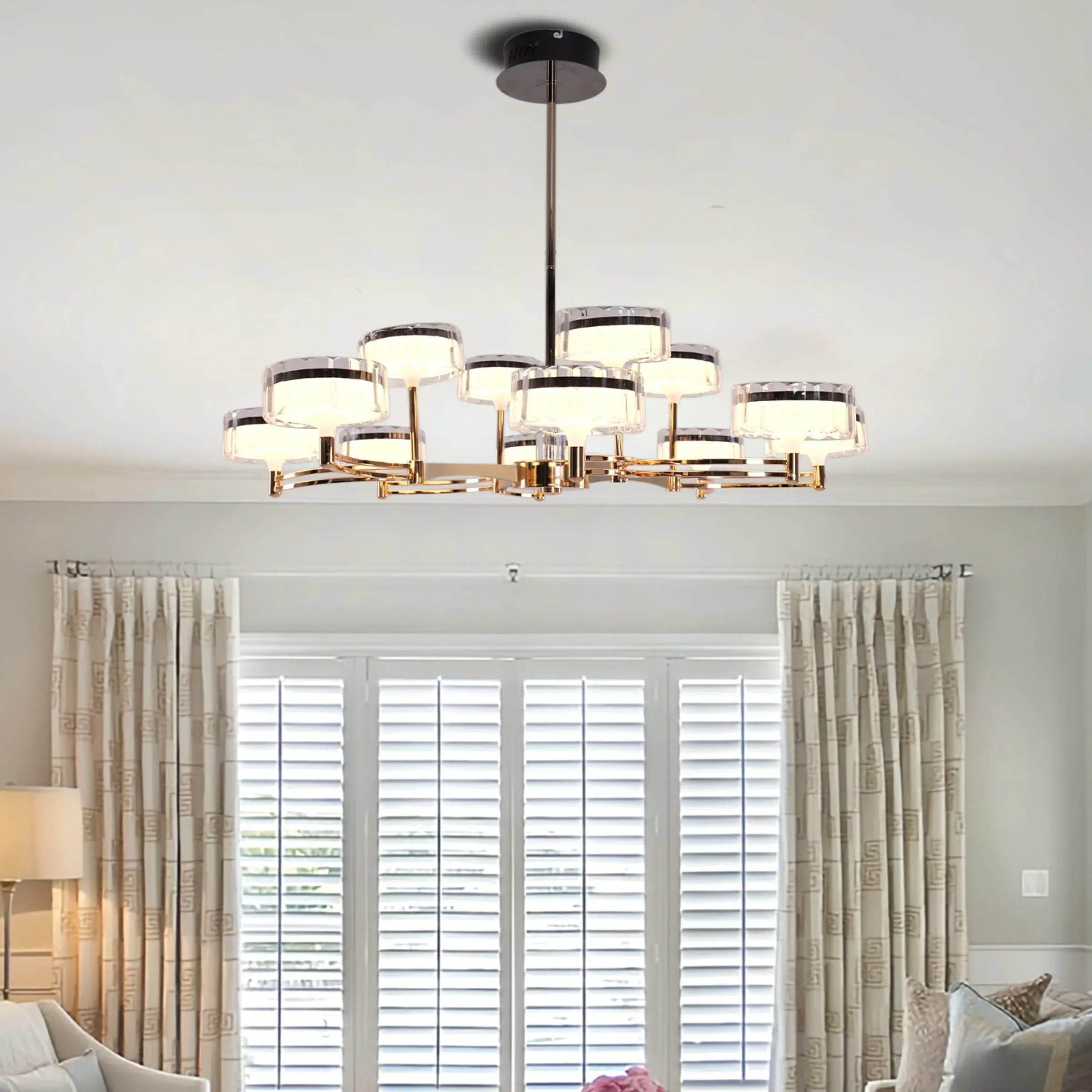 Round Chandelier with Tri-Colour - Aluminum image