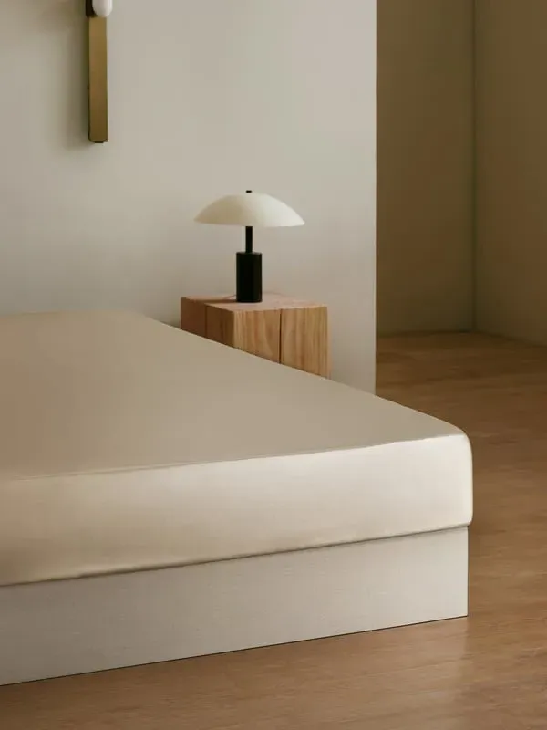 19 Momme Seamless Silk Single Fitted Sheet - Gravel Gold product