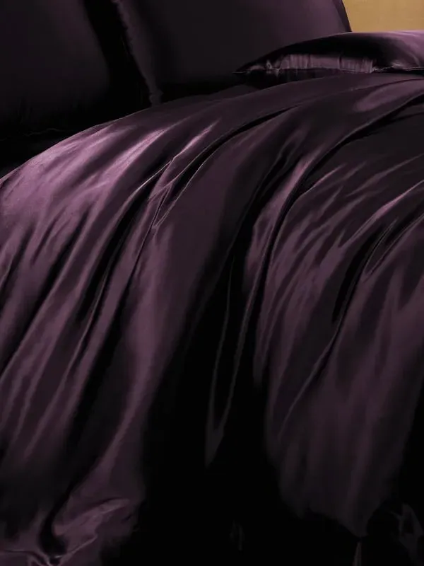 22 Momme Seamless Charmeuse Super King Duvet Cover - Deep Purple, Silk alternate view