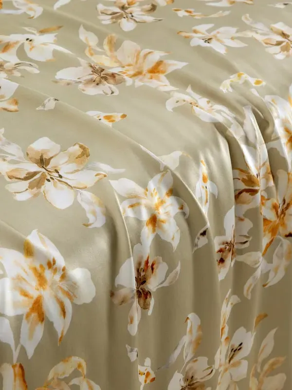 Aureate Flow Double Silk Duvet Cover - Pale Green, Charmeuse alternate view