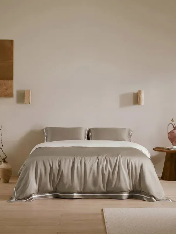 Essential Contrast-Trim Silk Bedding Set - Silver Grey product