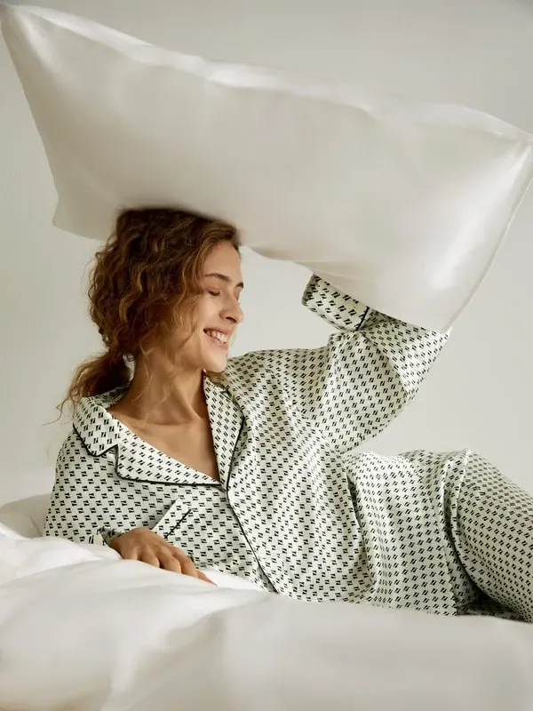 Mulberry Silk Square Pillowcase 19 Momme - Natural White alternate view