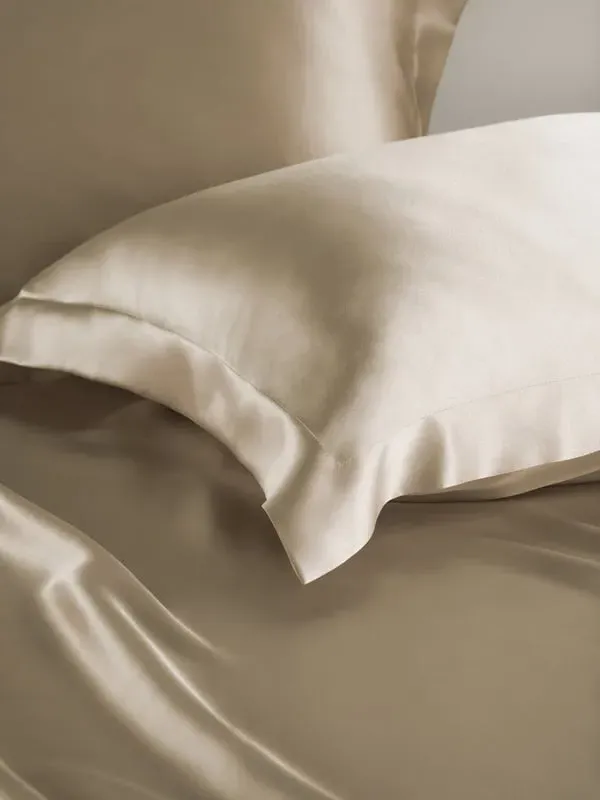 Oxford Envelope Pillowcase - Gravel Gold, Silk alternate view