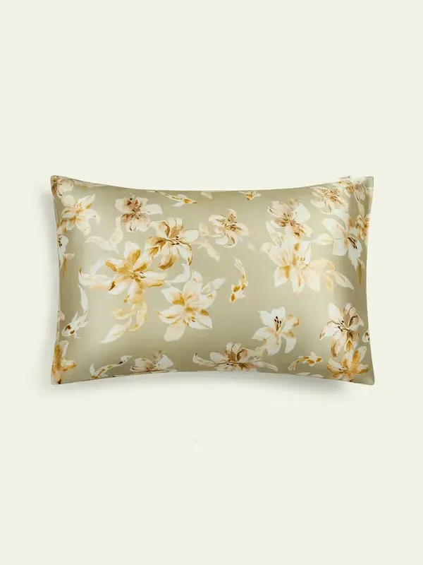 Pisces Zodiac Pillowcase 19 Momme - Pearl, Charmeuse Silk product