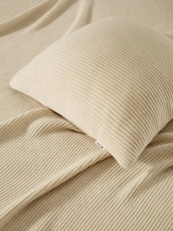 Reversible Cashmere & Silk Pillowcase - Beige alternate view