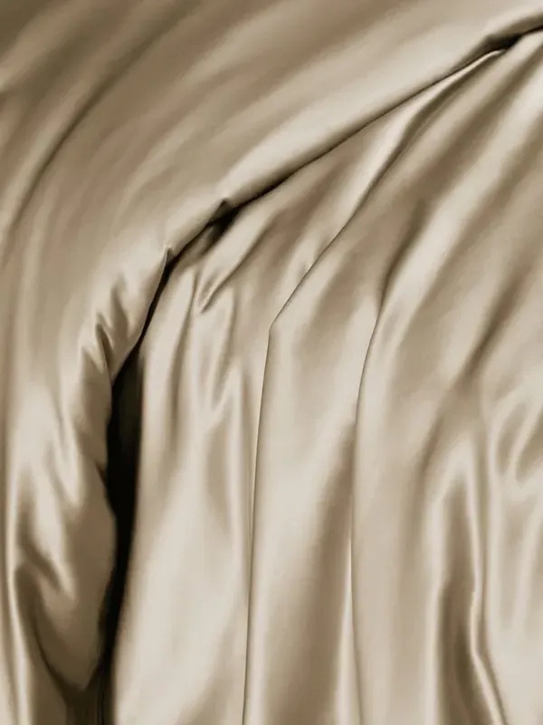Seamless Silk Duvet Cover 19 Momme Super King - Gravel Gold alternate view