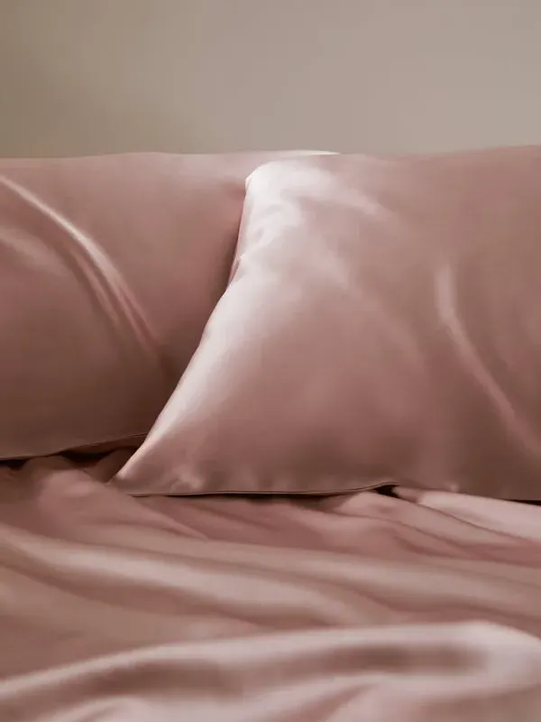 Seamless Silk Single Bedding Set - Rosy Pink, Mulberry Silk alternate view