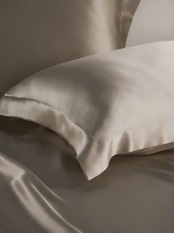 Silk Pillow Cases 25MM Square 2-Pack - Silver Grey, Silk product