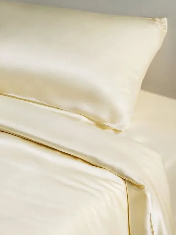 Silk Pillowcase 19 Momme Envelope Closure - Lily White alternate view