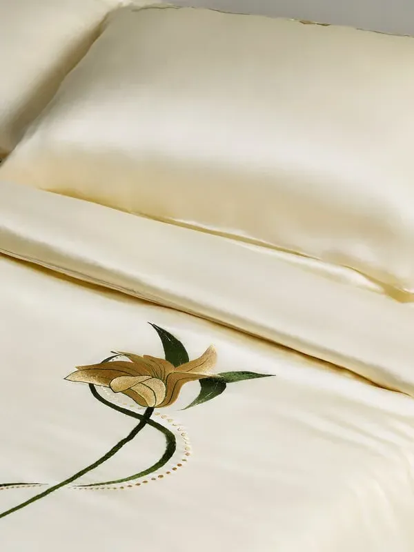 Silk Pillowcase 2-Pack with Lily Embroidery - White, Mulberry Silk alternate view