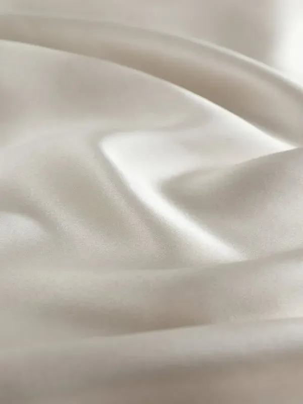 Silver Ion Silk Pillowcase Antibacterial - Pale Gray alternate view