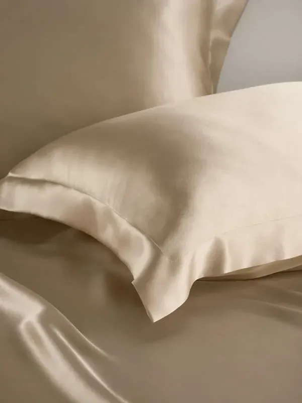 Square Silk Pillowcase with Envelope Closure - Champagne alternate view