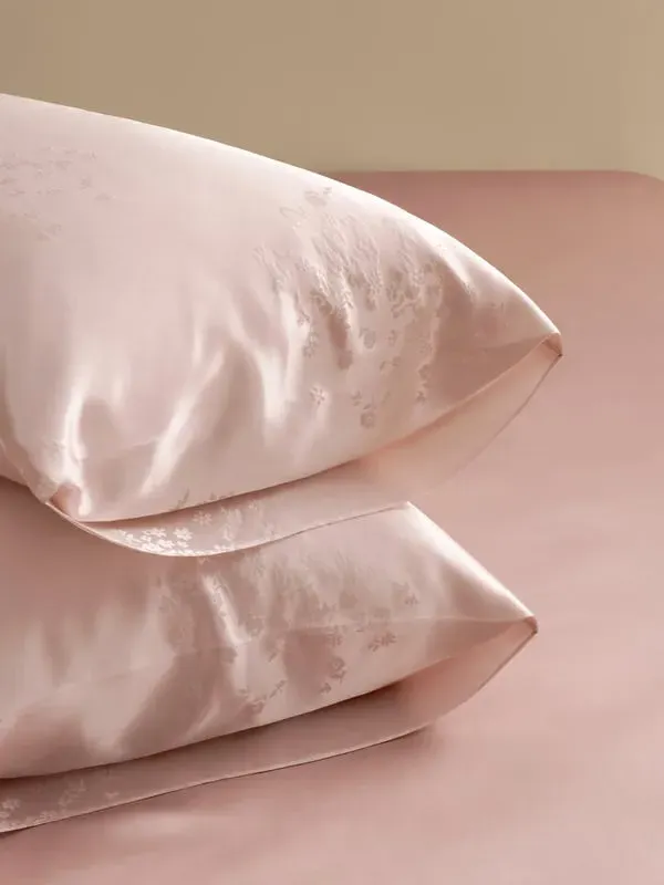YING Silk Bedding Set with Jacquard Detailing - Cherry Blossom alternate view