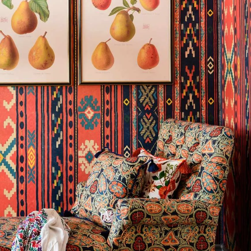 3-Roll Heritage Wallpaper Set - Geometric Pattern image