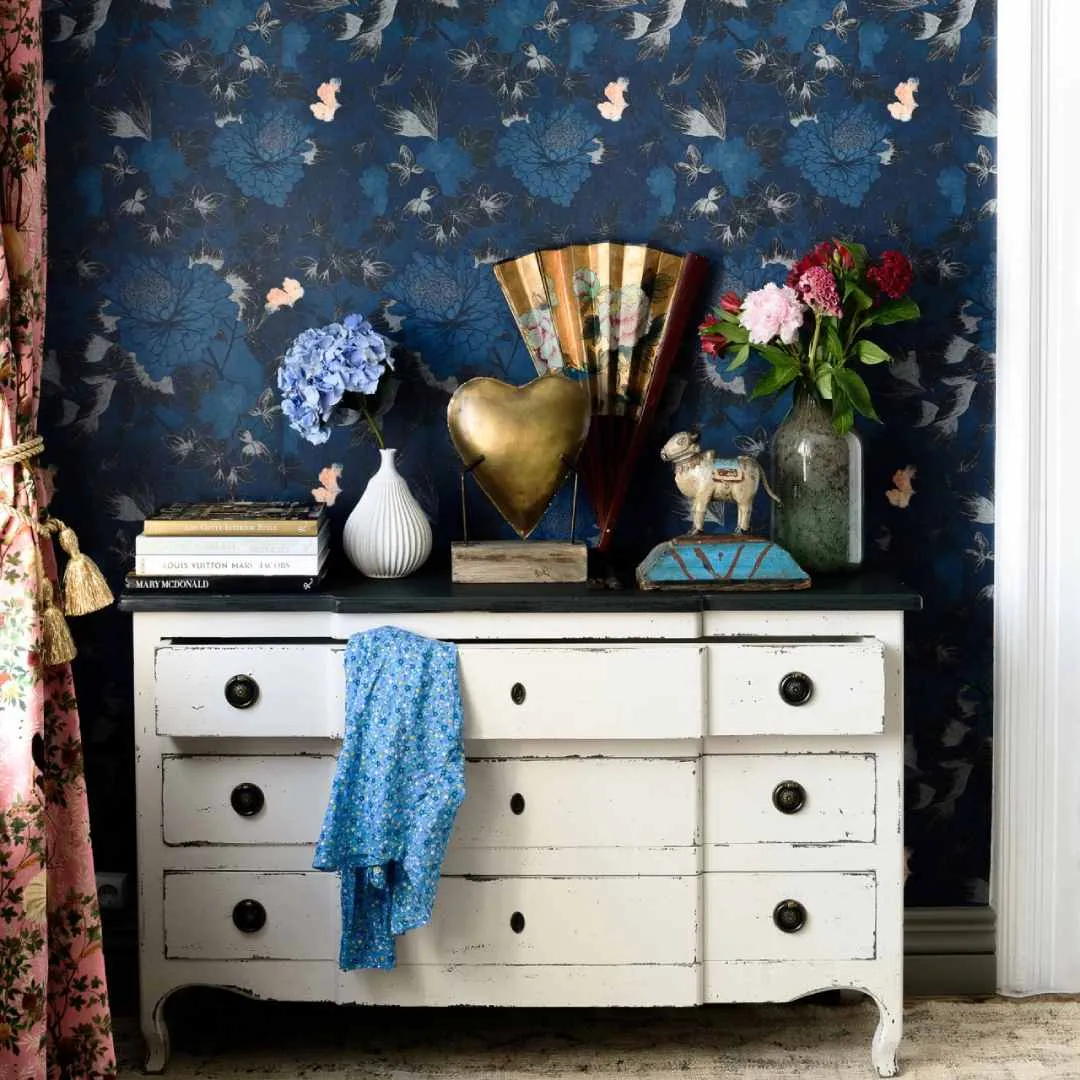 3-Roll Wallpaper Set - Blue, Traditional Design