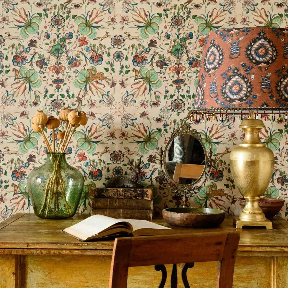 3-Roll Wallpaper Set - Deer Stalker Pattern