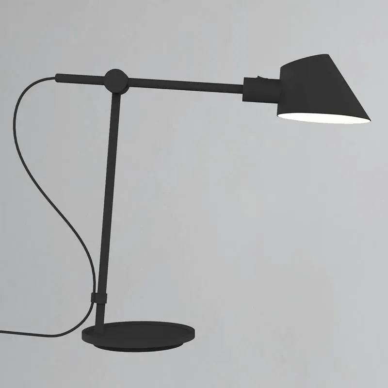 Adjustable Table Lamp with Swivel - Black