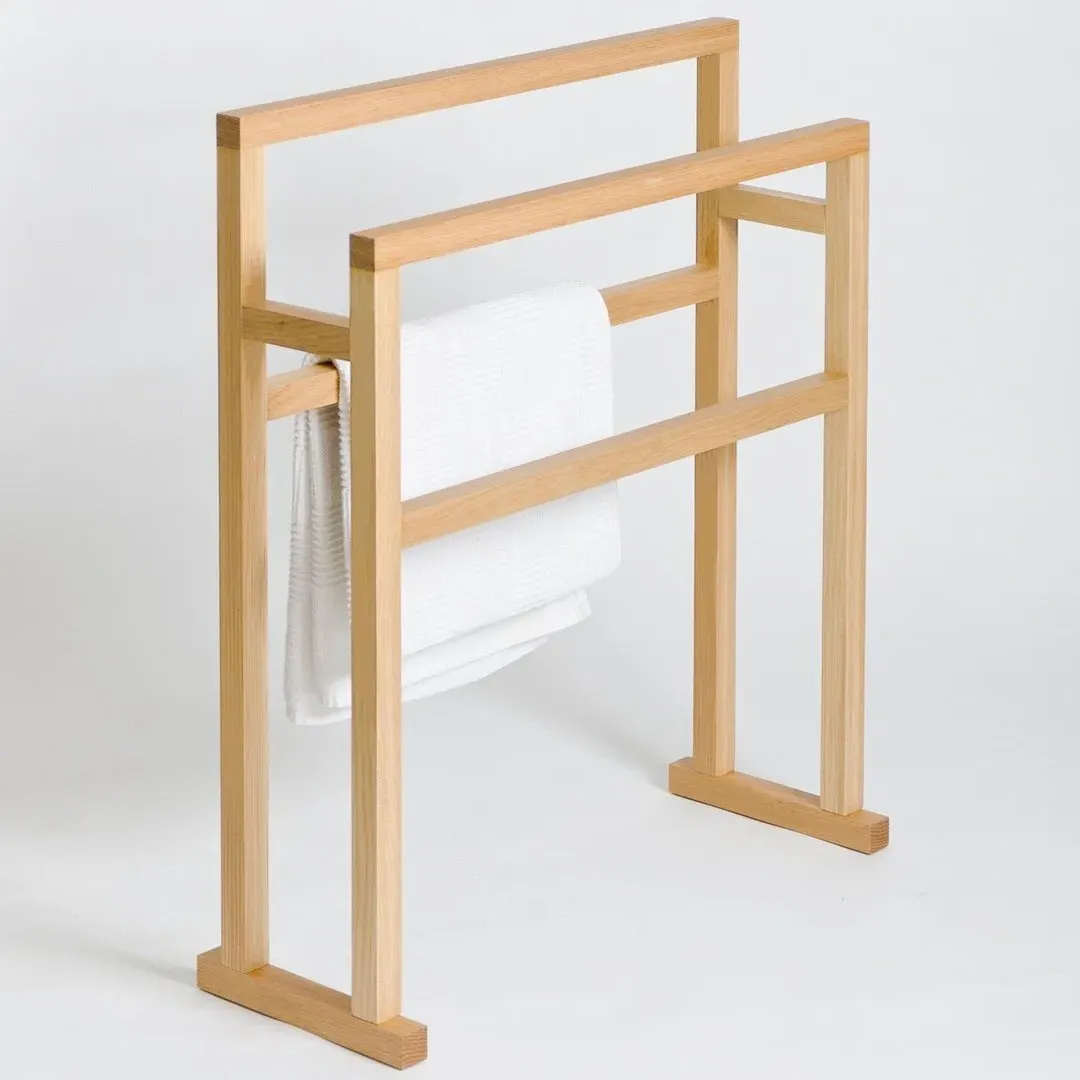 Grande Towel Rail with 4 Rails - Natural Oak