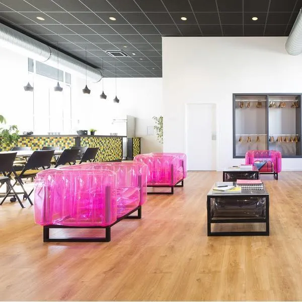 Inflatable Sofa with Metal Frame - Pink, TPU