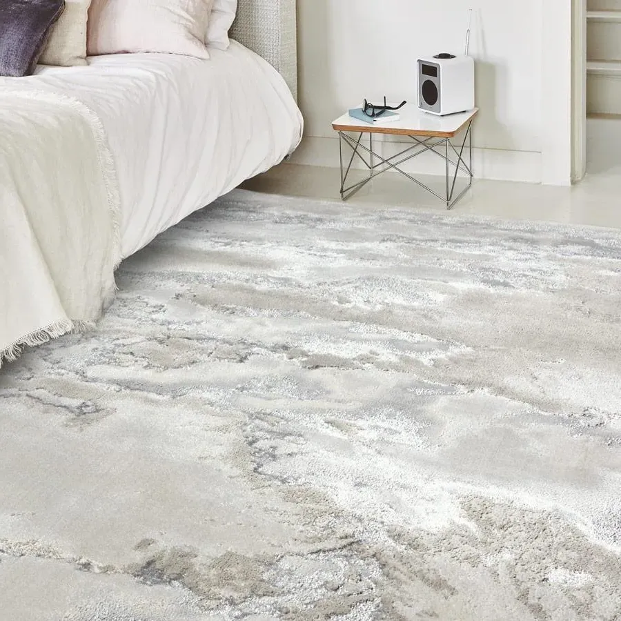Large Cloud Rug with Etched Pattern - Silver