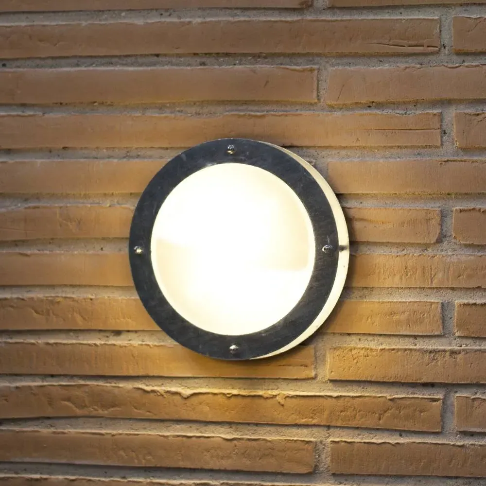 Outdoor Bulkhead Full Light - Galvanised Steel